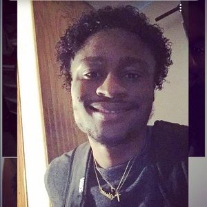 Meet your Posher, Levante